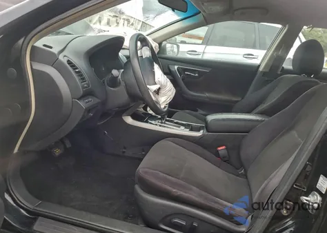 2013 Nissan Altima 2.5 z USA, uszkodzony, nr VIN 1N4AL3AP8DC271259